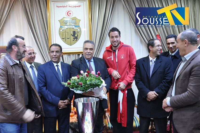 16 mars 2016 : Le gouverneur de Sousse honore l'équipe de volley-ball de l'Etoile 