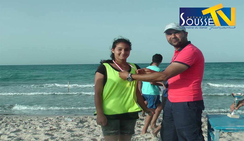 04 Juin 2016: Le Couronnement des vainqueurs de la plage olympique organisée par le composé de la jeunesse de Hergla